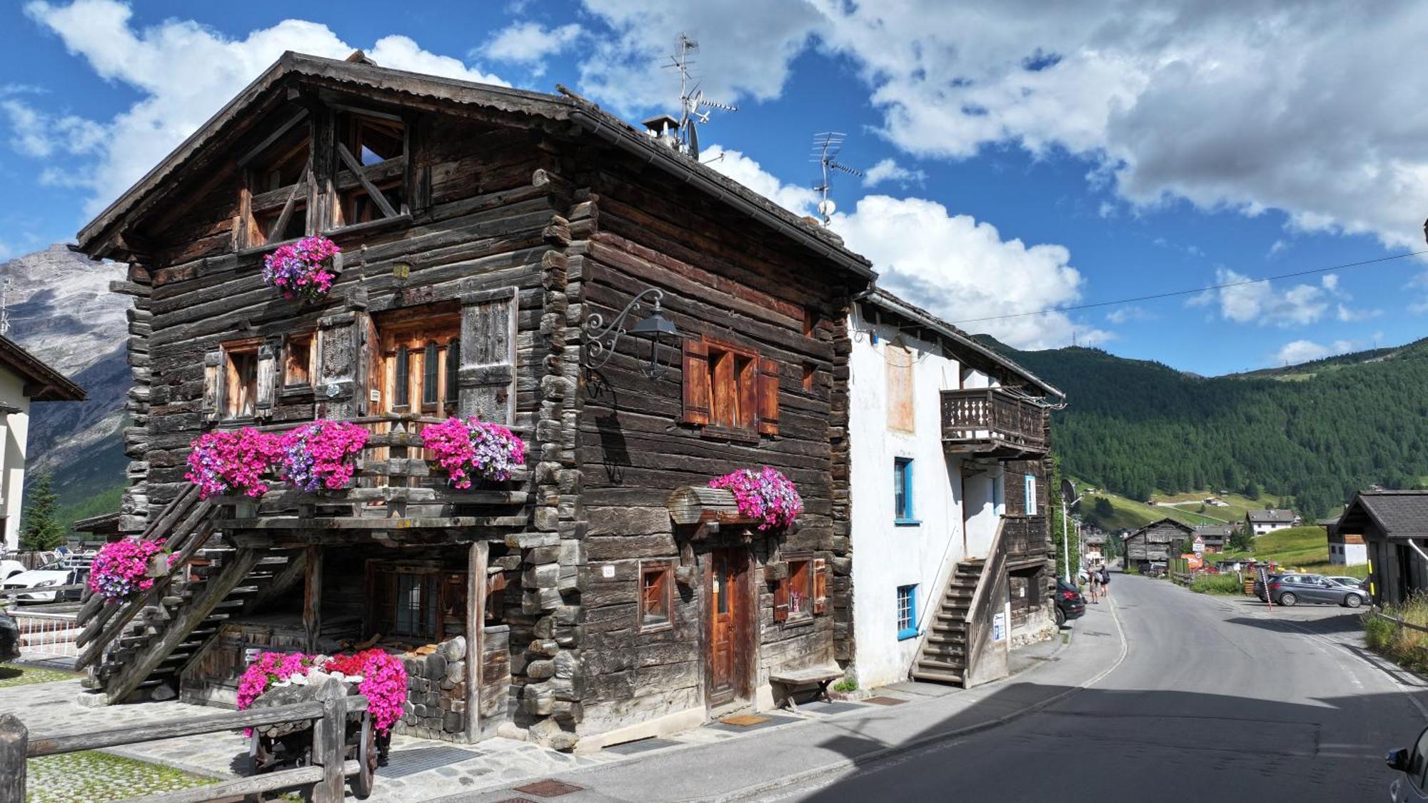 Chalet Canton Livigno Eksteriør billede